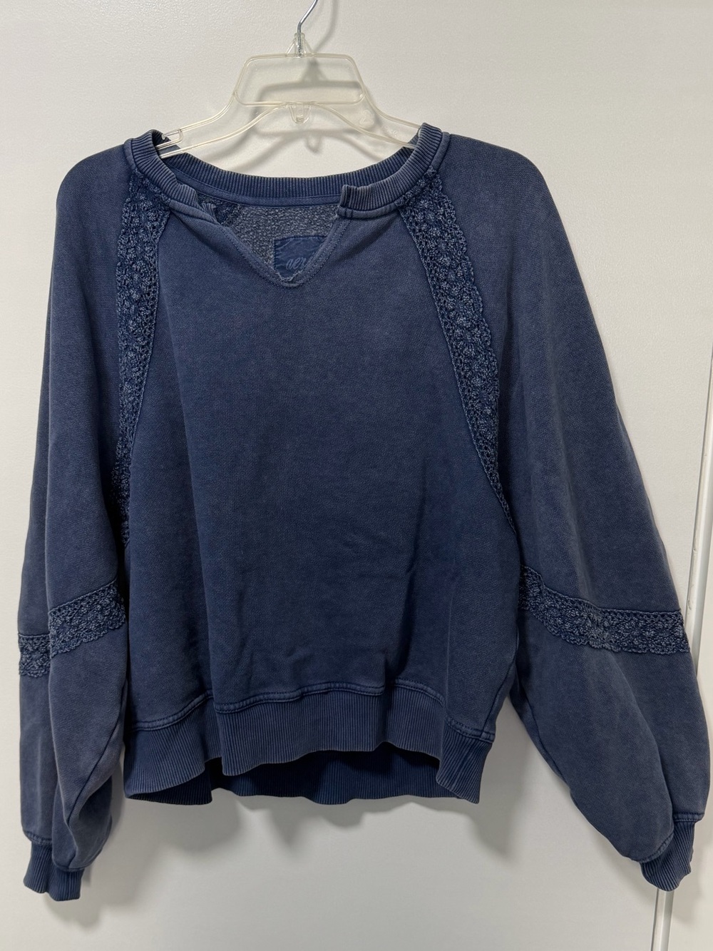 Aerie Blue Sweatshirt | Size XS | With Floral Lace Details